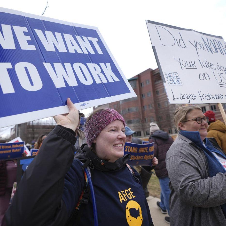 Firings at US weather and oceans agency risk lives and economy, former agency heads warn